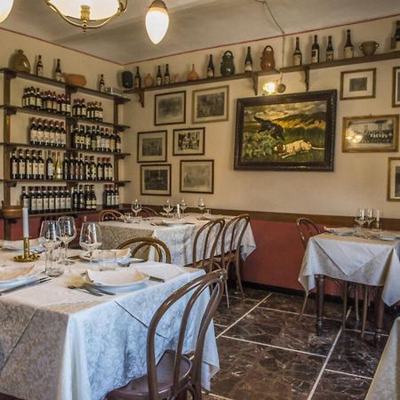 Albergo Ristorante Garibaldi Cisterna dʼAsti Εξωτερικό φωτογραφία
