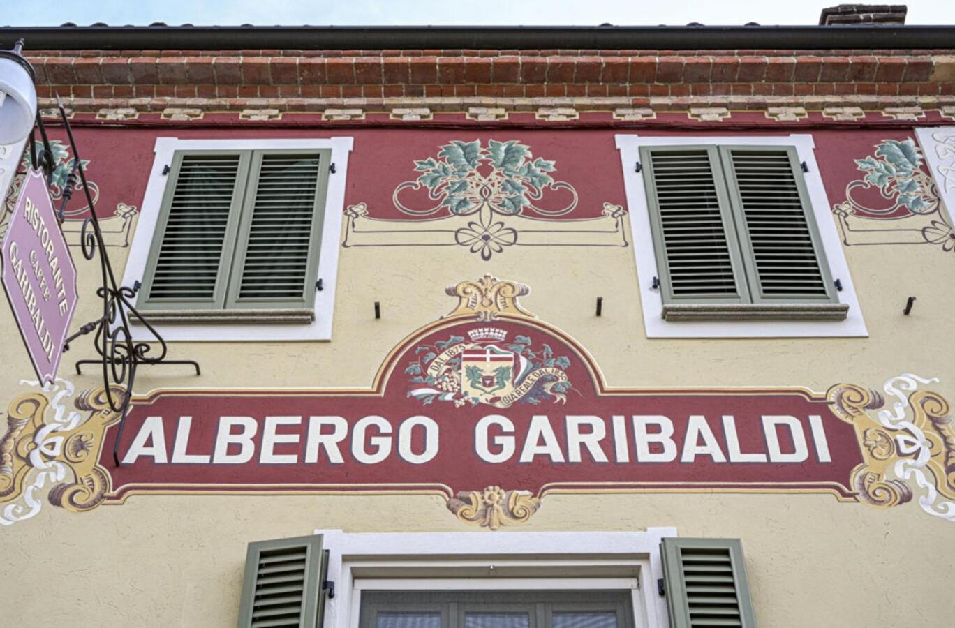 Albergo Ristorante Garibaldi Cisterna dʼAsti Εξωτερικό φωτογραφία