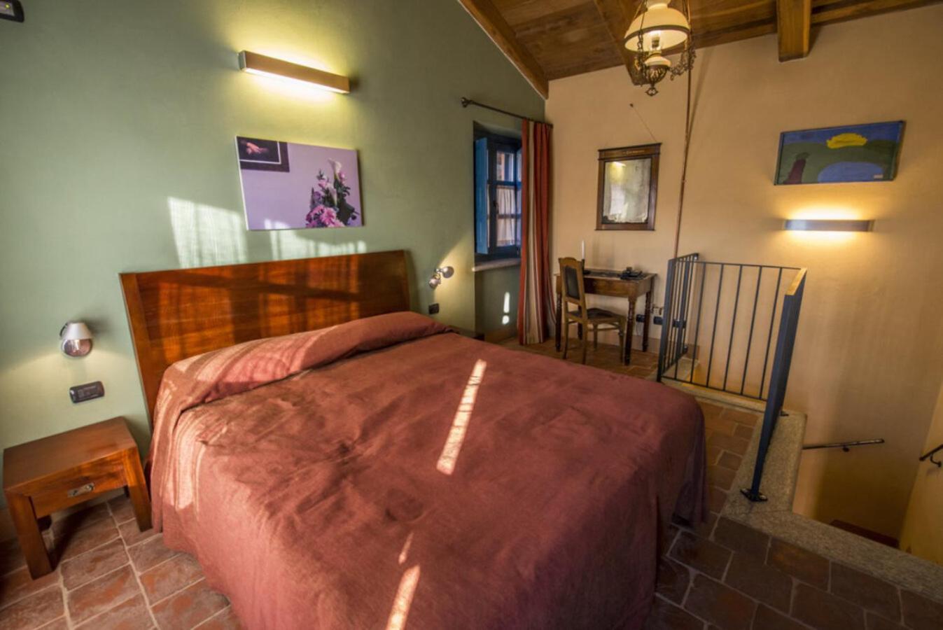 Albergo Ristorante Garibaldi Cisterna dʼAsti Εξωτερικό φωτογραφία