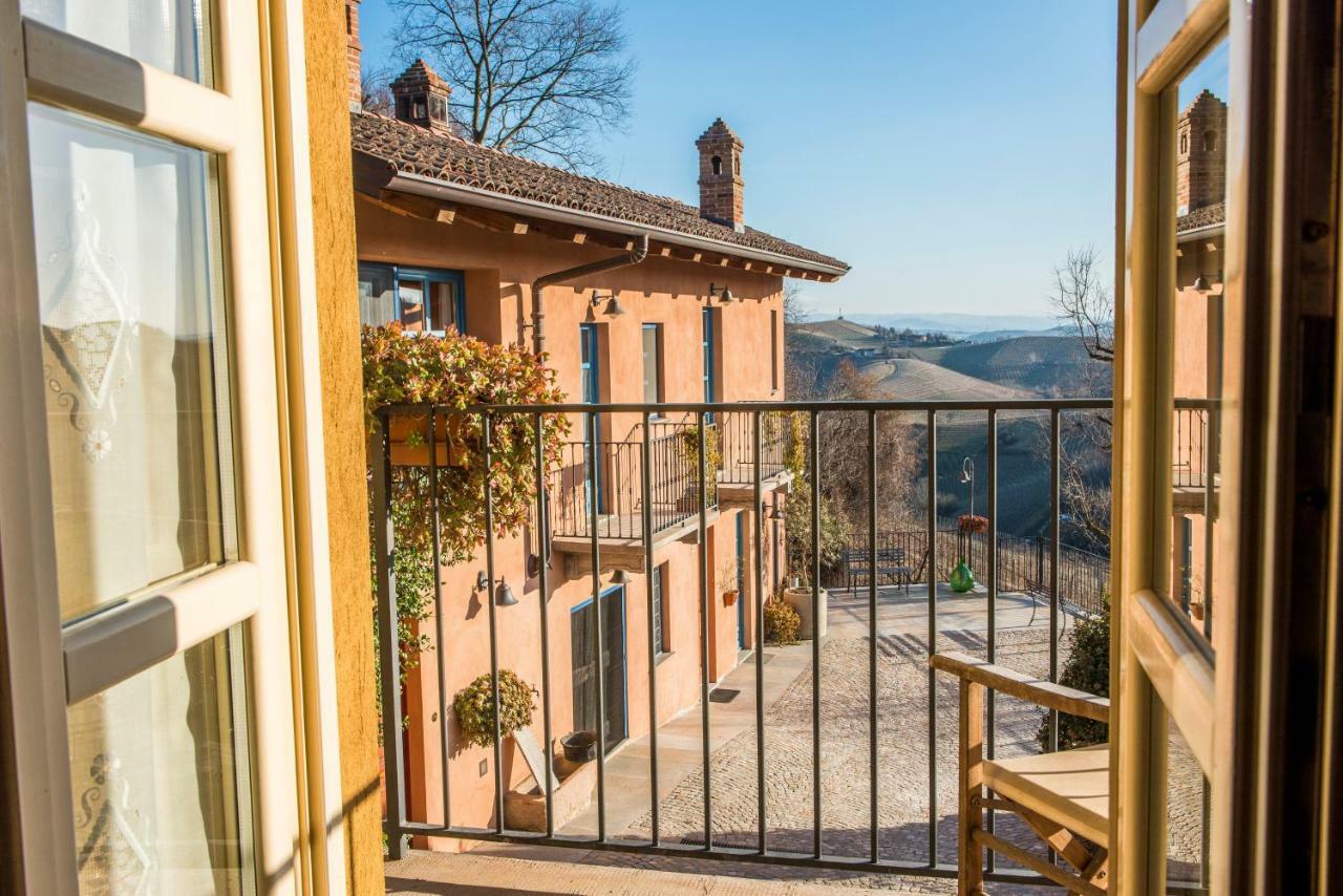 Albergo Ristorante Garibaldi Cisterna dʼAsti Εξωτερικό φωτογραφία