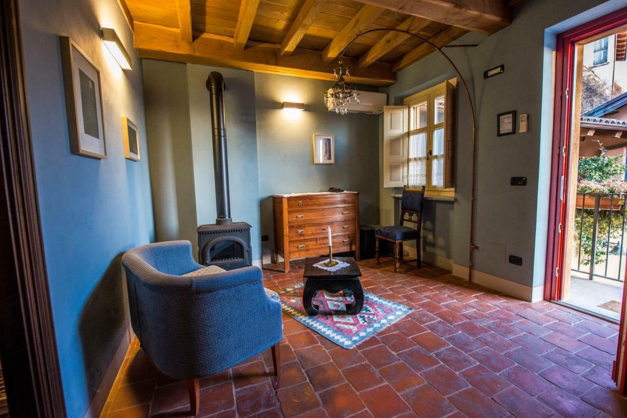 Albergo Ristorante Garibaldi Cisterna dʼAsti Εξωτερικό φωτογραφία